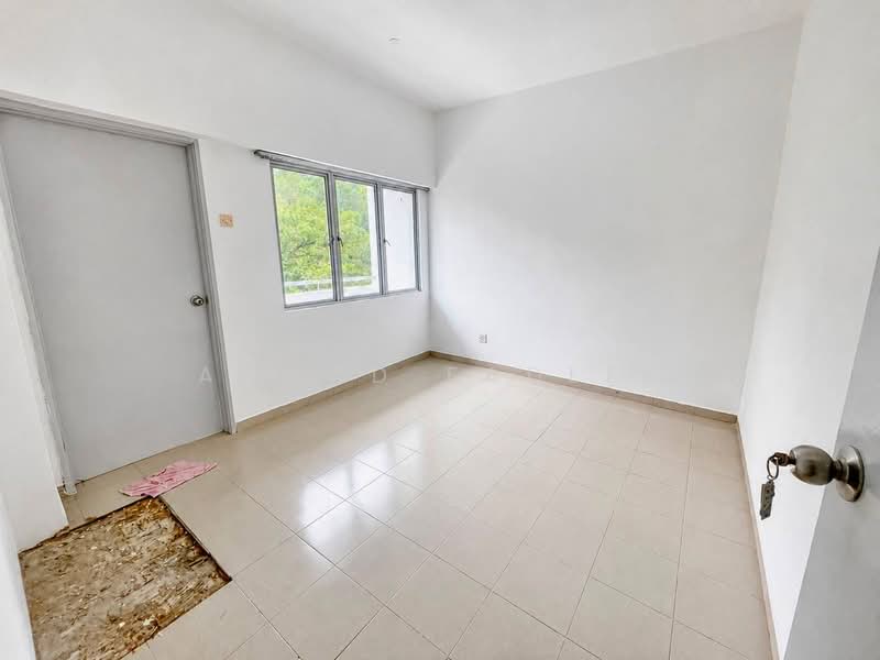 Condominium for Sale at Kyoto Gardens Condominiums - Ahmad Fadlee - PropertyGuru.com.my