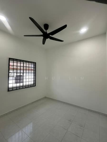 Rumah Teres 1-Tingkat untuk Dijual di Taman Universiti (Sri Gading) - Hui Hui Lim - Interior - PropertyGuru.com.my