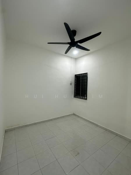 Rumah Teres 1-Tingkat untuk Dijual di Taman Universiti (Sri Gading) - Hui Hui Lim - Interior - PropertyGuru.com.my