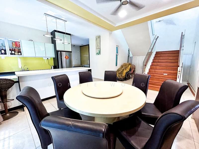 Rumah Banglo untuk Dijual di Kajang (Selangor) - Connie Wong - Kitchen - PropertyGuru.com.my