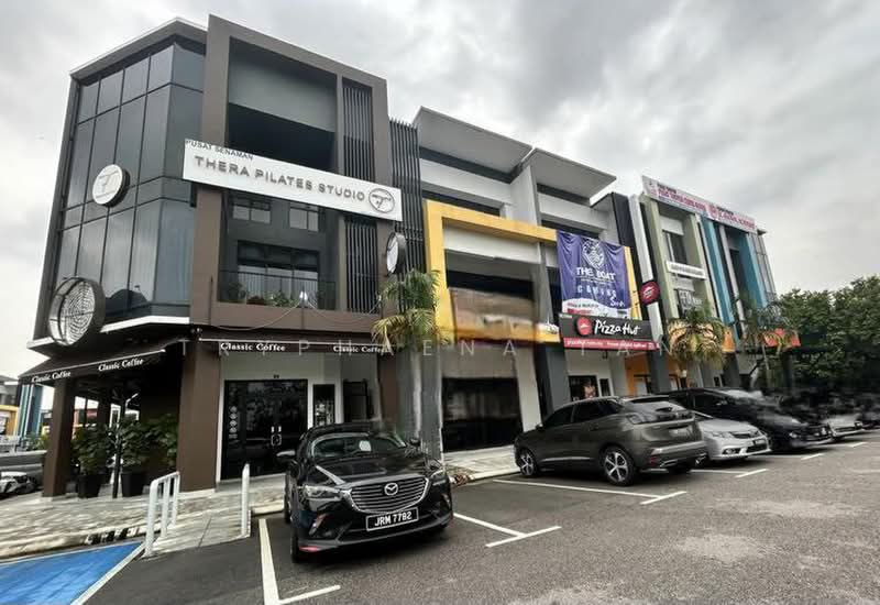 Kedai / Pejabat untuk Disewa di Taman Setia Indah (Kluang) - Tryphaena Tan - Exterior - PropertyGuru.com.my