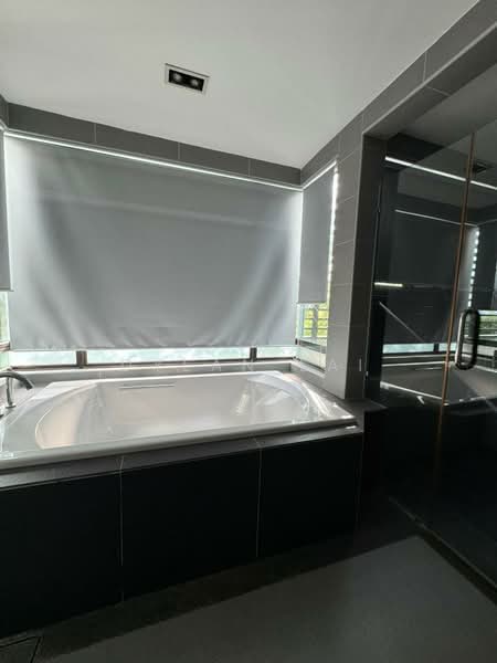 Semi-Detached House for Rent in Cyberjaya (Selangor) - Dylan Lai - Bathroom - PropertyGuru.com.my