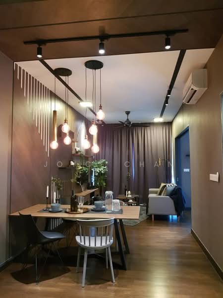 Pangsapuri untuk Dijual di V Residence Suites @ Sunway Velocity - Joyce Chan - Living Room - PropertyGuru.com.my