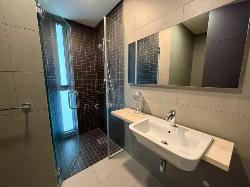 Condominium for Rent at The Breezeway - Echo Ng - Bathroom - PropertyGuru.com.my