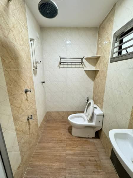 1-storey Terraced House for Sale in Taman Perling (Perling) - Daniel Yong - Bathroom - PropertyGuru.com.my