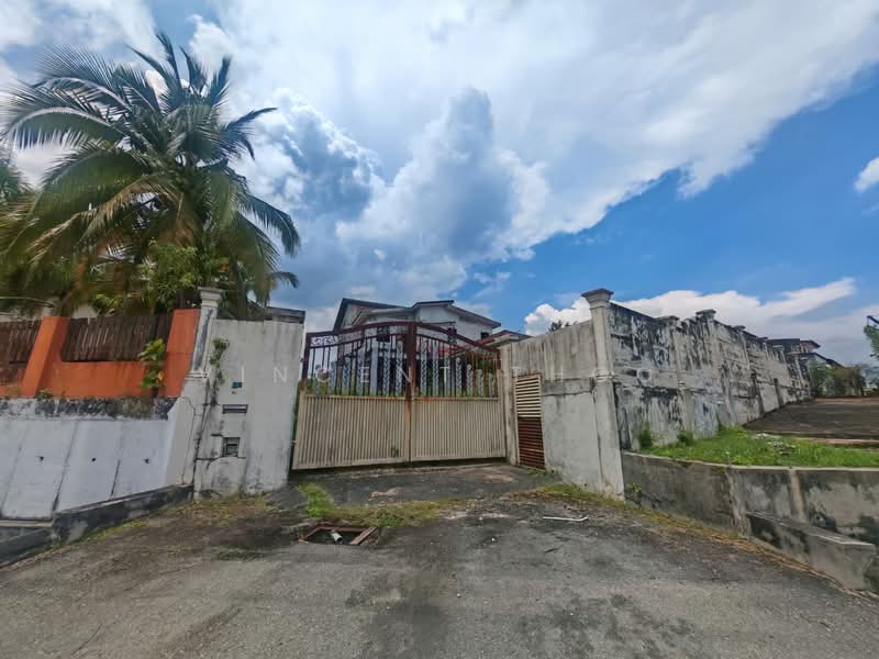 Bungalow for Sale in Taman Lapangan Ssi (Ipoh) - Vincent Thoo - PropertyGuru.com.my