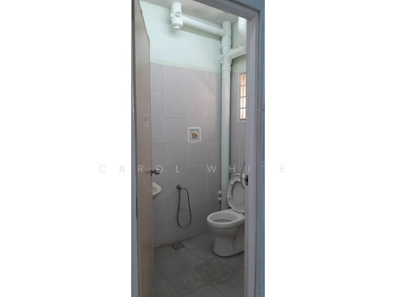 Pangsapuri untuk Disewa di Desa Pandan Apartment - Carol White - Bathroom - PropertyGuru.com.my