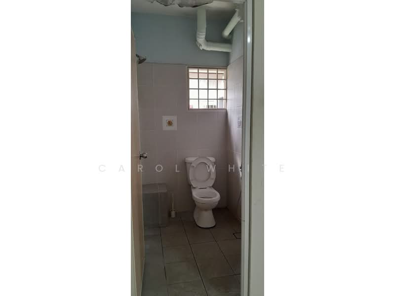 Pangsapuri untuk Disewa di Desa Pandan Apartment - Carol White - Bathroom - PropertyGuru.com.my
