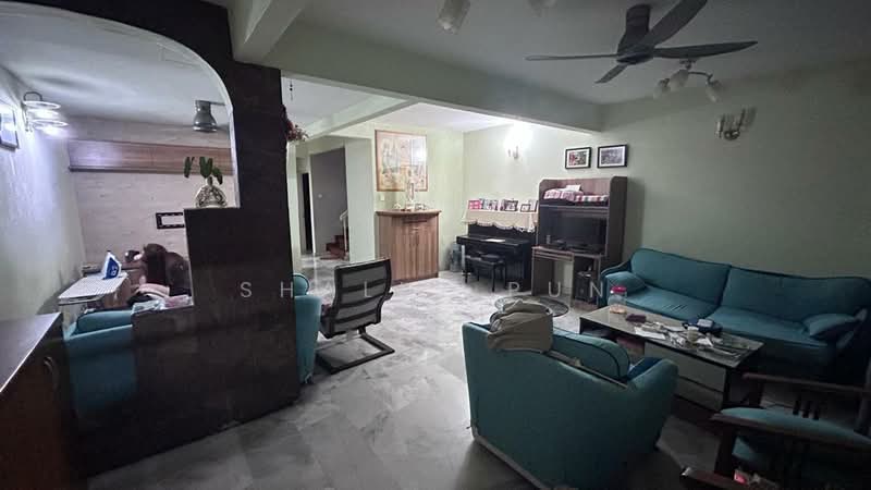 Rumah Teres untuk Dijual di Bandar Kinrara Seksyen 1 (Bandar Kinrara) - Shally Pun - Living Room - PropertyGuru.com.my