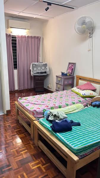 Rumah Teres untuk Dijual di Bandar Kinrara Seksyen 1 (Bandar Kinrara) - Shally Pun - Bedroom - PropertyGuru.com.my