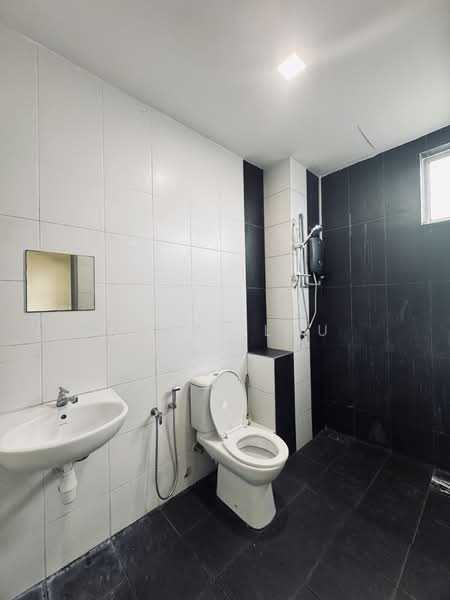 Condominium for Rent at Sky Vista Residency - Kenji Lau - Bathroom - PropertyGuru.com.my