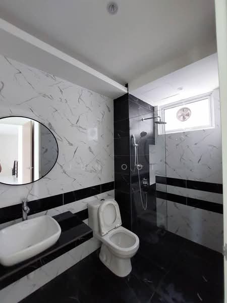 Kondominium untuk Dijual di QuayWest Residence - Jun Ooi - Bathroom - PropertyGuru.com.my