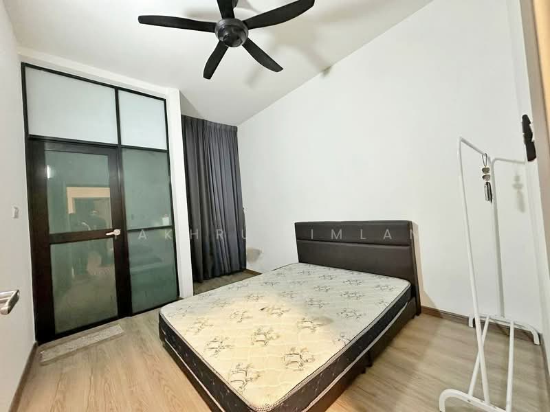 2-storey Terraced House for Sale in Bandar Seri Alam (Masai) - Fakhrul Imlan - Bedroom - PropertyGuru.com.my