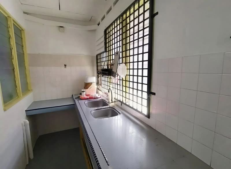 Rumah Bandar untuk Dijual di Taman Kota Laksamana (Melaka City) - Ivan Goh - PropertyGuru.com.my
