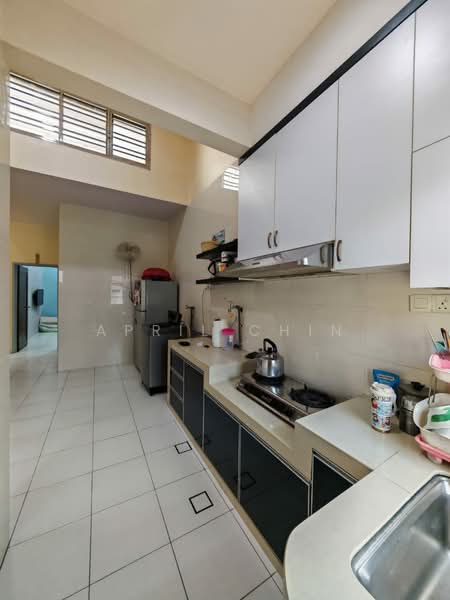 Rumah Teres 1 Tingkat untuk Dijual di Setia Eco Gardens (Gelang Patah) - April Chin - Kitchen - PropertyGuru.com.my