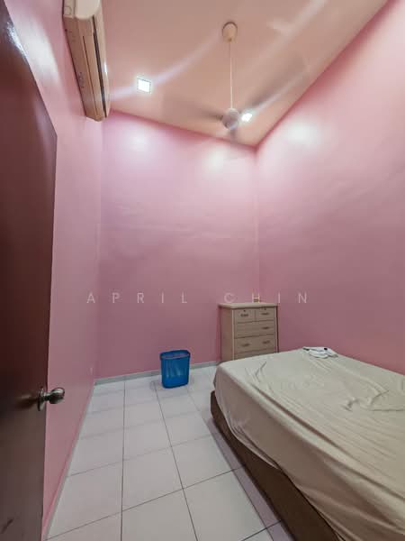 Rumah Teres 1 Tingkat untuk Dijual di Setia Eco Gardens (Gelang Patah) - April Chin - Bedroom - PropertyGuru.com.my