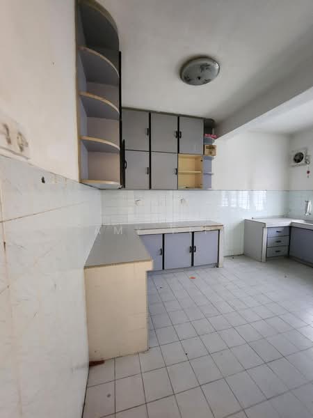 Rumah Teres untuk Dijual di Usj 2 (Subang Jaya) - Amy Yip - Kitchen - PropertyGuru.com.my