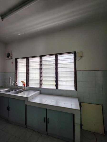 Rumah Teres untuk Dijual di Usj 2 (Subang Jaya) - Amy Yip - Kitchen - PropertyGuru.com.my