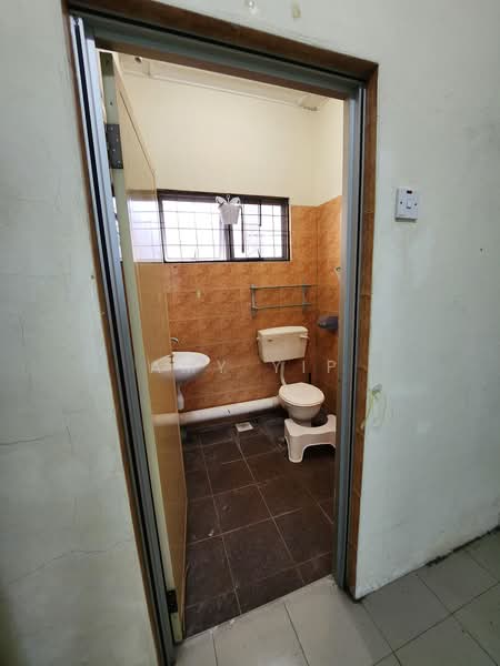 Rumah Teres untuk Dijual di Usj 2 (Subang Jaya) - Amy Yip - Bathroom - PropertyGuru.com.my