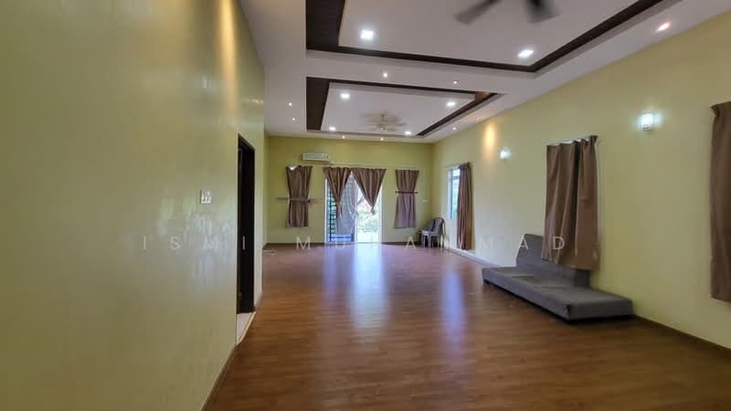 Bungalow for Sale in Seremban (Negeri Sembilan) - Ismi Muhammad - Living Room - PropertyGuru.com.my