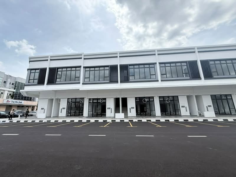 Shop for Rent in Klang (Selangor) - Denise Wong - Exterior - PropertyGuru.com.my
