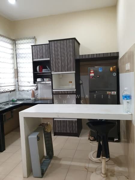 Rumah Teres 2-Tingkat untuk Dijual di Kuantan (Pahang) - Fazielawatie Ishak - Kitchen - PropertyGuru.com.my