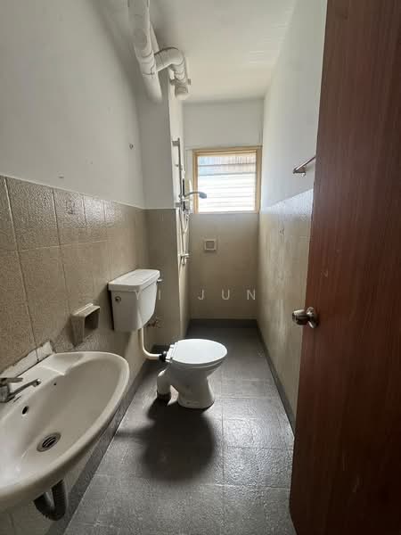 Pangsapuri untuk Disewa di D'Palma - Yi Jun - Bathroom - PropertyGuru.com.my