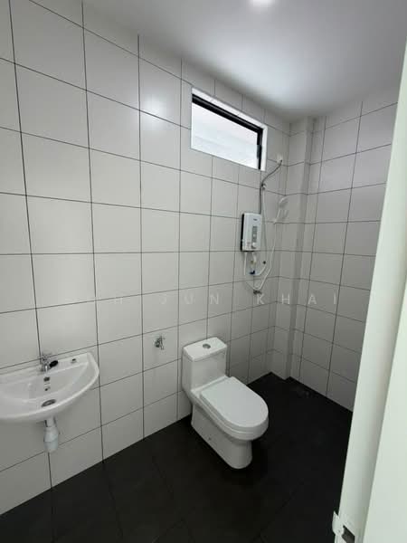 2-storey Terraced House for Rent in Taman Bukit Katil Damai (Bukit Katil) - Goh Jun Khai - Bathroom - PropertyGuru.com.my