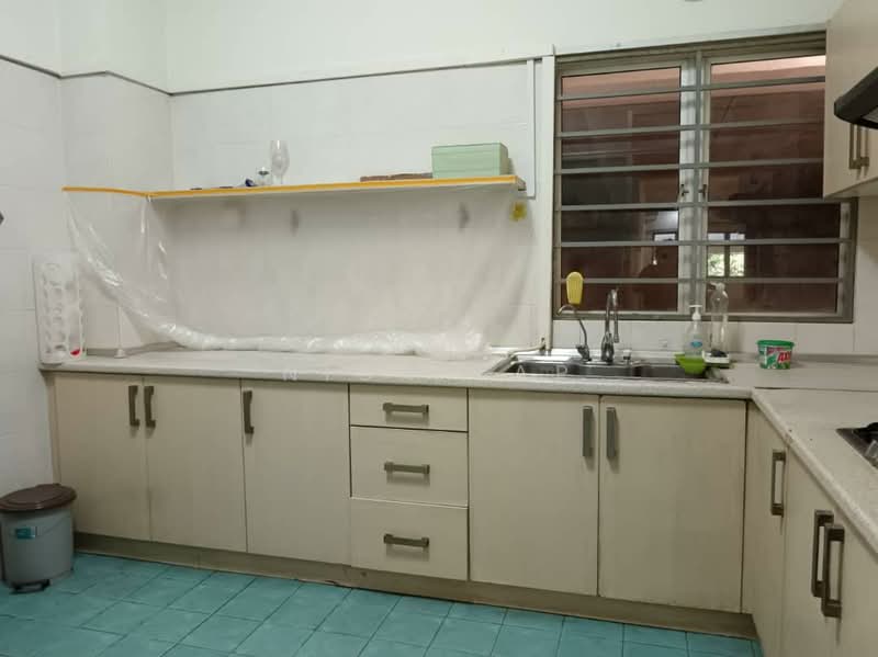 Townhouse for Rent in Taman Lagenda Mas (Cheras) - Nick Yap - Kitchen - PropertyGuru.com.my