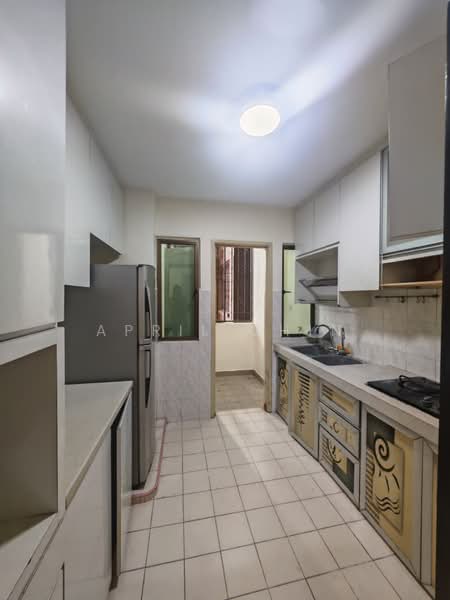 Pangsapuri untuk Disewa di Danga View Apartment - April Chin - Kitchen - PropertyGuru.com.my