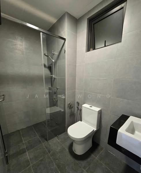 Servis Apartment untuk Disewa di Sunway Avila Residences - James Wong - Bathroom - PropertyGuru.com.my