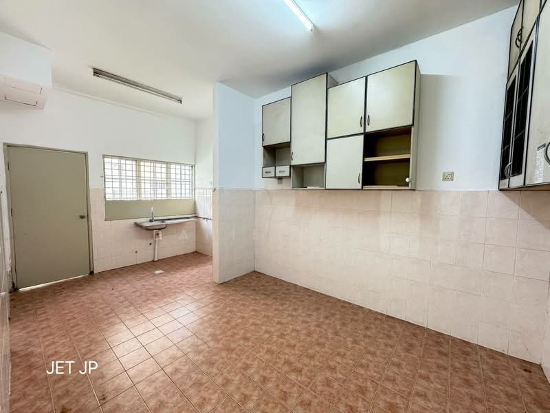 Rumah Teres 2 Tingkat untuk Dijual di Bandar Bukit Tinggi 2 (Klang) - Daniel Kok - Kitchen - PropertyGuru.com.my