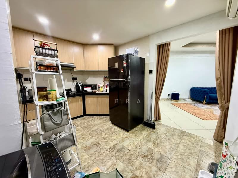 Condominium for Sale at Villa Wangsamas - Azli Ibrahim - Kitchen - PropertyGuru.com.my