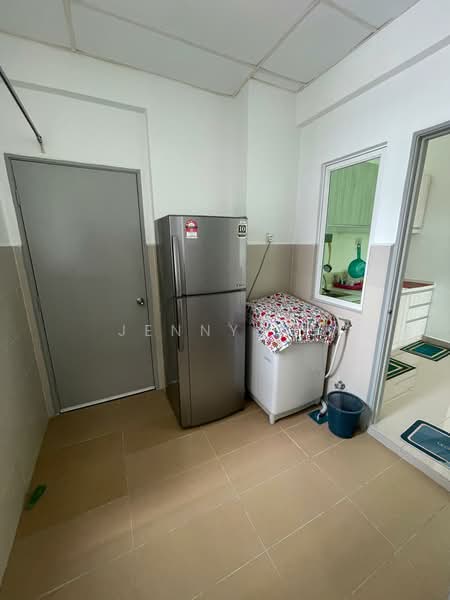 Kondominium untuk Disewa di D'suria Condominium - Jenny Ng - Kitchen - PropertyGuru.com.my