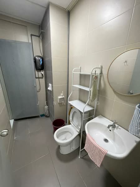 Kondominium untuk Disewa di D'suria Condominium - Jenny Ng - Bathroom - PropertyGuru.com.my