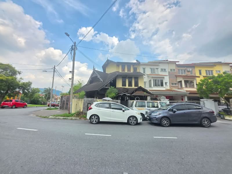 2.5-storey Terraced House for Sale in Selayang (Selangor) - Kathy Pong - PropertyGuru.com.my
