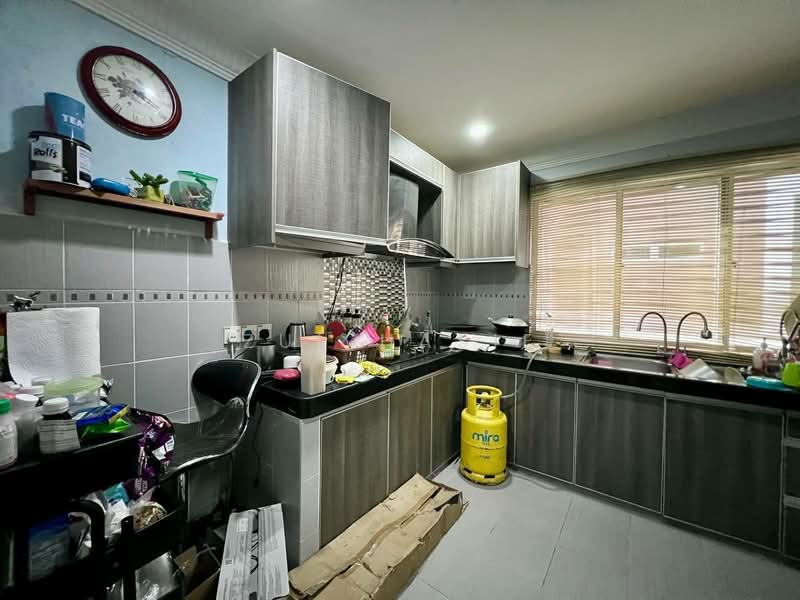 2-storey Terraced House for Sale in Taman Lestari Putra (Seri Kembangan) - Zul Hasif - PropertyGuru.com.my