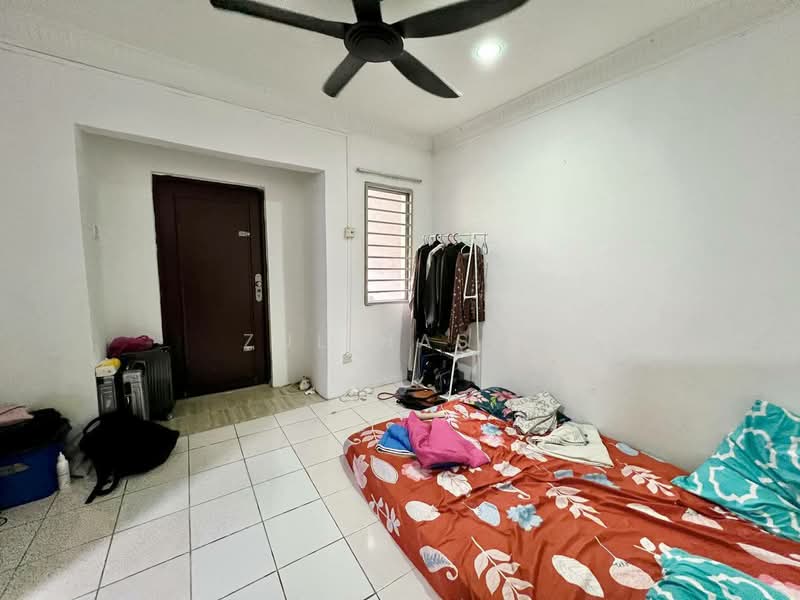 2-storey Terraced House for Sale in Taman Lestari Putra (Seri Kembangan) - Zul Hasif - PropertyGuru.com.my