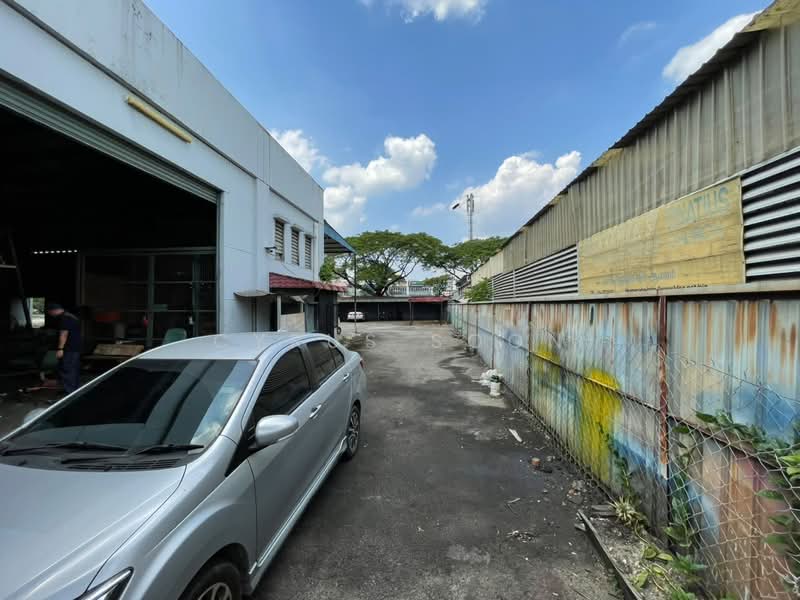 Factory for Sale in Puchong (Selangor) - Cyrus Soon - Exterior - PropertyGuru.com.my