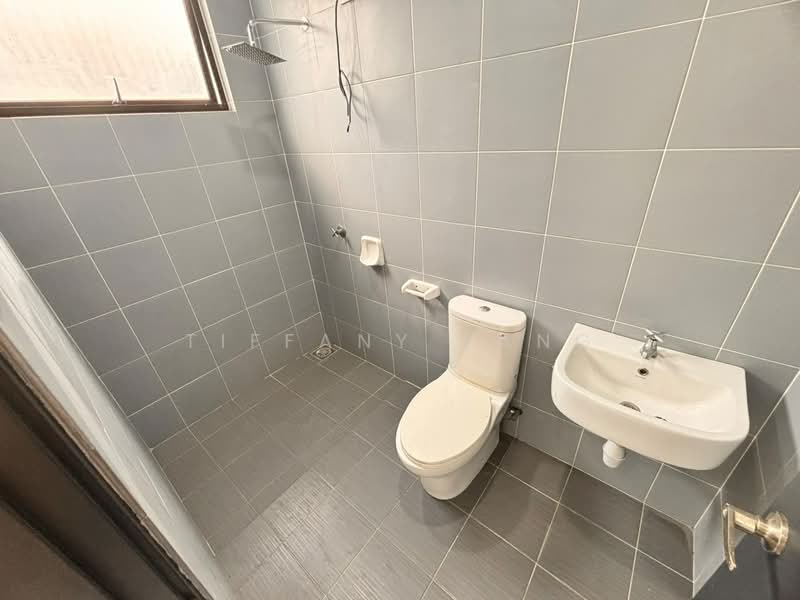 Rumah Teres 2-Tingkat untuk Dijual di Rawang (Selangor) - Tiffany Yang - Bathroom - PropertyGuru.com.my