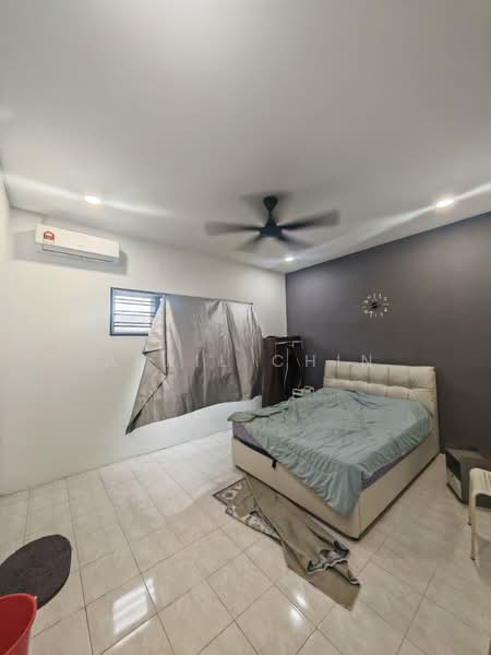 Rumah Teres 2-Tingkat untuk Disewa di Taman Megah Ria (Masai) - April Chin - Bedroom - PropertyGuru.com.my