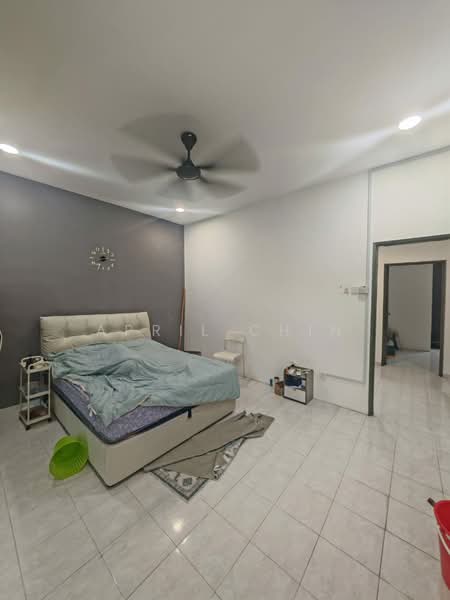 Rumah Teres 2-Tingkat untuk Disewa di Taman Megah Ria (Masai) - April Chin - Bedroom - PropertyGuru.com.my