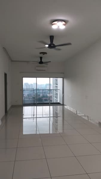 Kondominium untuk Disewa di Zeta Deskye (Alam Saujana) - Kean Yu - Living Room - PropertyGuru.com.my