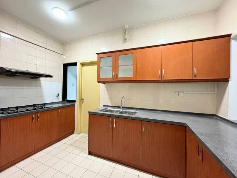 Kondominium untuk Disewa di Sri Putramas - Jesslyn Tong - Kitchen - PropertyGuru.com.my