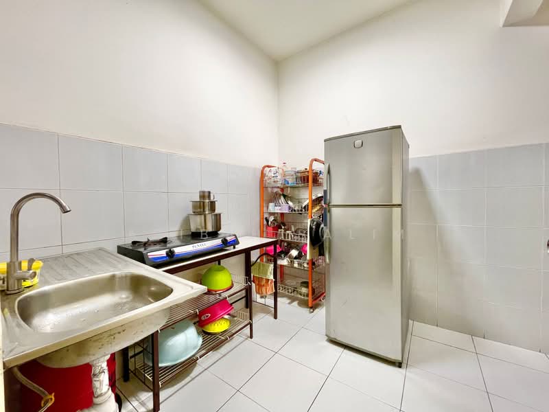 Condominium for Sale at Residensi Puchongmas - Adibah Salim - Kitchen - PropertyGuru.com.my