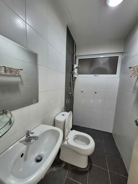 Kediaman Servis untuk Disewa di Pacific Place - David Yap - Bathroom - PropertyGuru.com.my