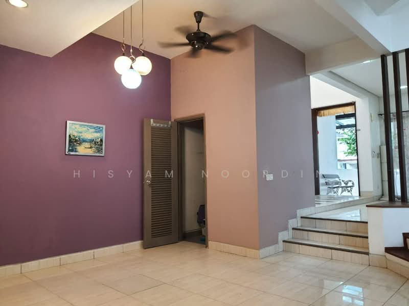 Semi-Detached House for Sale in Ampang Jaya (Ampang) - Hisyam Noordin - Living Room - PropertyGuru.com.my