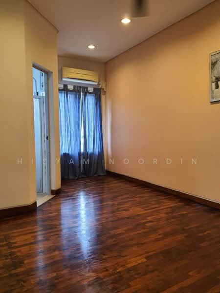 Semi-Detached House for Sale in Ampang Jaya (Ampang) - Hisyam Noordin - Interior - PropertyGuru.com.my