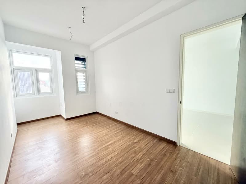 Service Residence for Sale at Met 1 Residences - Azli Ibrahim - Interior - PropertyGuru.com.my