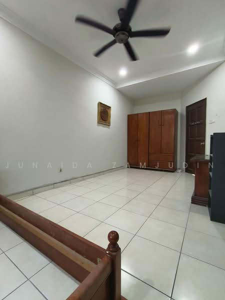 Rumah Teres 2 Tingkat untuk Disewa di Seksyen 8 (Shah Alam) - Junaida Zamjudin - Bedroom - PropertyGuru.com.my